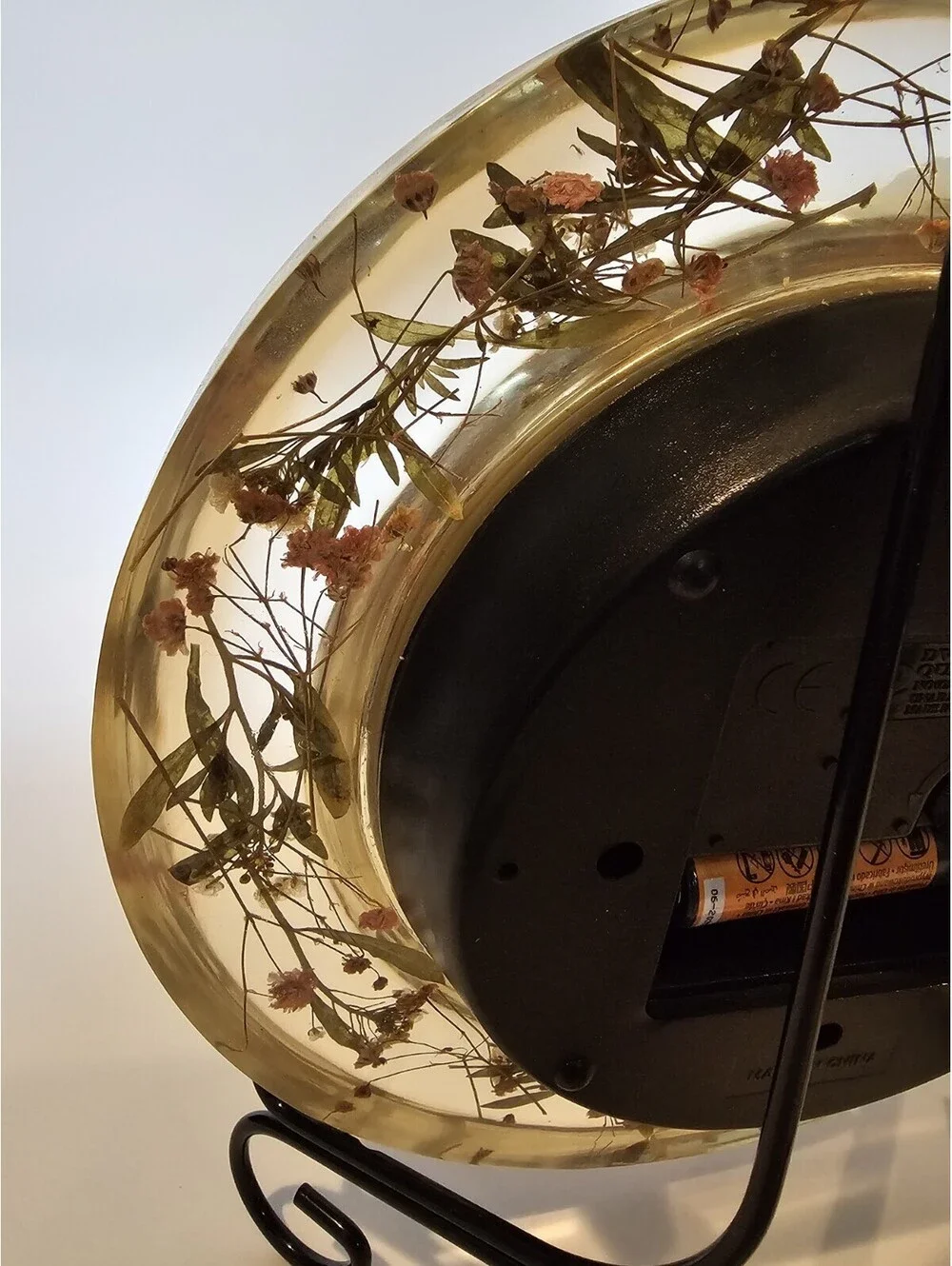 Vintage Pastoral Dwelling Quartz Wall Clock‎ Acrylic Resin Lucite Dried Flowers